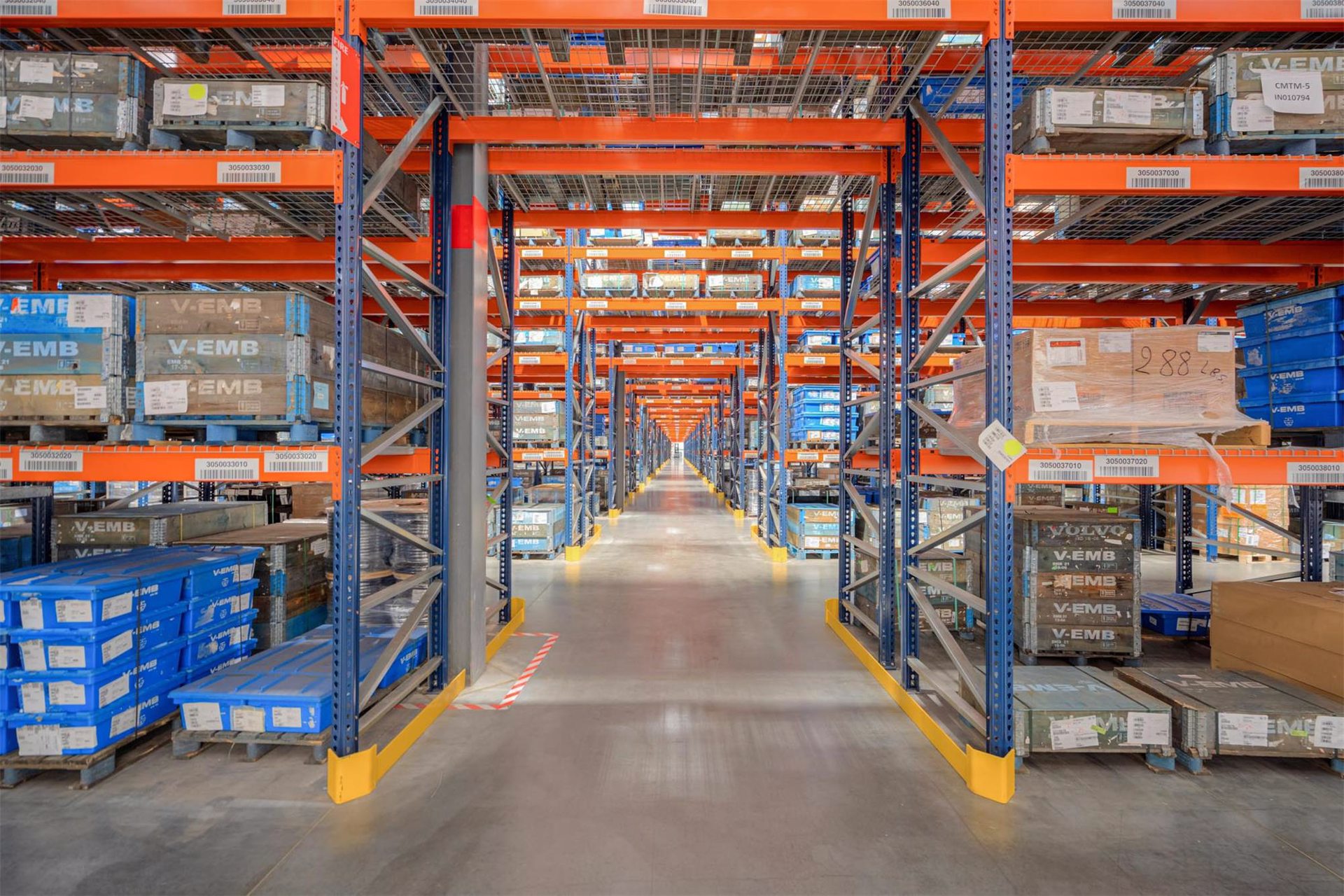 3 Warehousing Challenges Slowing Down Your Distribution